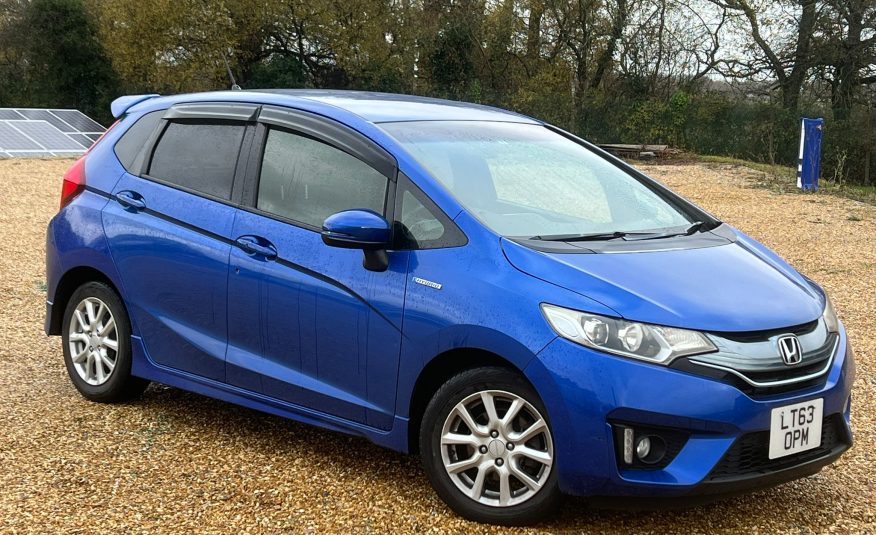 HONDA JAZZ / FIT 2013, S PACKAGE, 1.5 PETROL HYBRID FULLY LOADED, 5 SEATER, PEARL BLUE PAINT, BLACK CLOTH INTERIOR