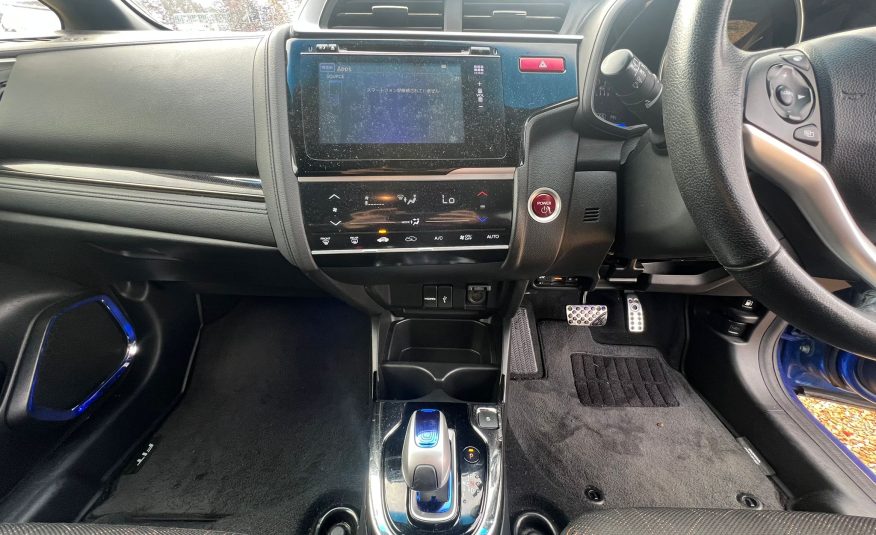 HONDA JAZZ / FIT 2013, S PACKAGE, 1.5 PETROL HYBRID FULLY LOADED, 5 SEATER, PEARL BLUE PAINT, BLACK CLOTH INTERIOR