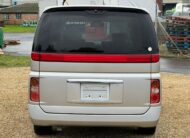 NISSAN ELGRAND 2007, HIGHWAY STAR, 2.5 V6 PETROL FULLY LOADED, 8 SEATER, ALLOYS, PEARL SILVER PAINT, BEIGE CLOTH INTERIOR