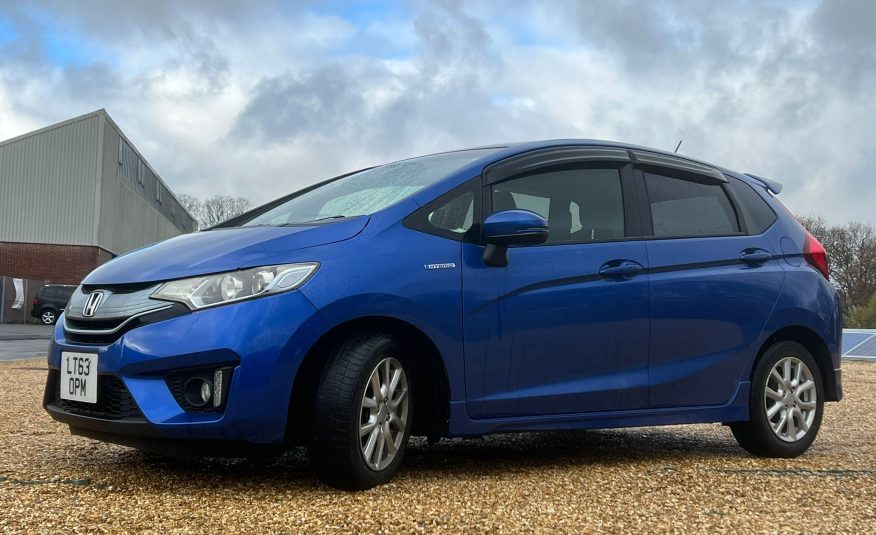HONDA JAZZ / FIT 2013, S PACKAGE, 1.5 PETROL HYBRID FULLY LOADED, 5 SEATER, PEARL BLUE PAINT, BLACK CLOTH INTERIOR
