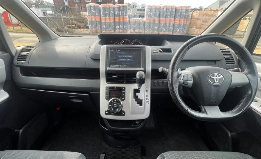 TOYOTA VOXY 2013, X EDITION, 2.0 PETROL FULLY LOADED, 8 SEATER, PEARL VIOLET PAINT, BLACK CLOTH INTERIOR