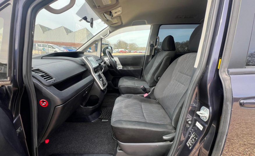 TOYOTA VOXY 2013, X EDITION, 2.0 PETROL FULLY LOADED, 8 SEATER, PEARL VIOLET PAINT, BLACK CLOTH INTERIOR