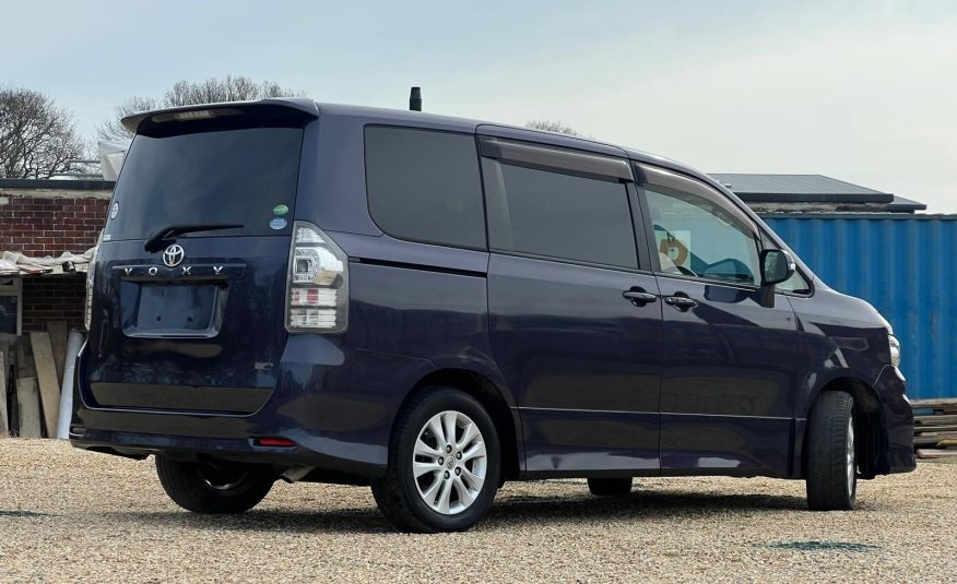 TOYOTA VOXY 2013, X EDITION, 2.0 PETROL FULLY LOADED, 8 SEATER, PEARL VIOLET PAINT, BLACK CLOTH INTERIOR