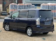 TOYOTA VOXY 2013, X EDITION, 2.0 PETROL FULLY LOADED, 8 SEATER, PEARL VIOLET PAINT, BLACK CLOTH INTERIOR