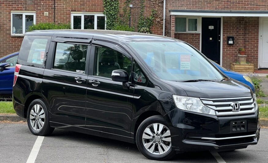 HONDA STEPWAGON 2014, SPADA, 2.0 PETROL FULLY LOADED, 7 SEATER, SUNROOF, PEARL BLACK PAINT, BLACK LEATHER INTERIOR