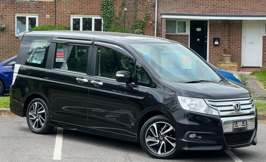 HONDA STEPWAGON 2012, SPADA, 2.0 PETROL FULLY LOADED, 7 SEATER, SUNROOF, PEARL BLACK PAINT, BLACK LEATHER INTERIOR