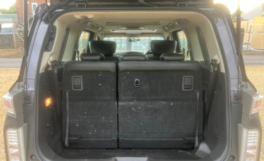 NISSAN ELGRAND 2014, HIGHWAY STAR 3.5 V6 PETROL FULLY LOADED, 7 SEATER, SUNROOF, PEARL GREY PAINT, BLACK LEATHER INTERIOR