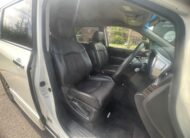 NISSAN ELGRAND 2015, HIGHWAY STAR 2.5 PETROL FULLY LOADED, 7 SEATER, PEARL WHITE PAINT, BLACK HALF LEATHER INTERIOR