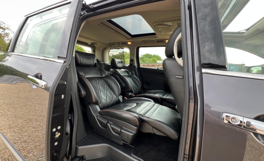 NISSAN ELGRAND 2014, HIGHWAY STAR 3.5 V6 PETROL FULLY LOADED, 7 SEATER, SUNROOF, PEARL GREY PAINT, BLACK LEATHER INTERIOR