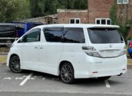 TOYOTA VELLFIRE 2010, 240Z PLATINUM SELECTION, 2.4 PETROL FULLY LOADED, 7 SEATER, WHITE PEARL CRYSTAL SHINE PAINT, BLACK LEATHER INTERIOR