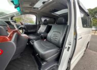 TOYOTA VELLFIRE 2010, 240Z PLATINUM SELECTION, 2.4 PETROL FULLY LOADED, 7 SEATER, WHITE PEARL CRYSTAL SHINE PAINT, BLACK LEATHER INTERIOR