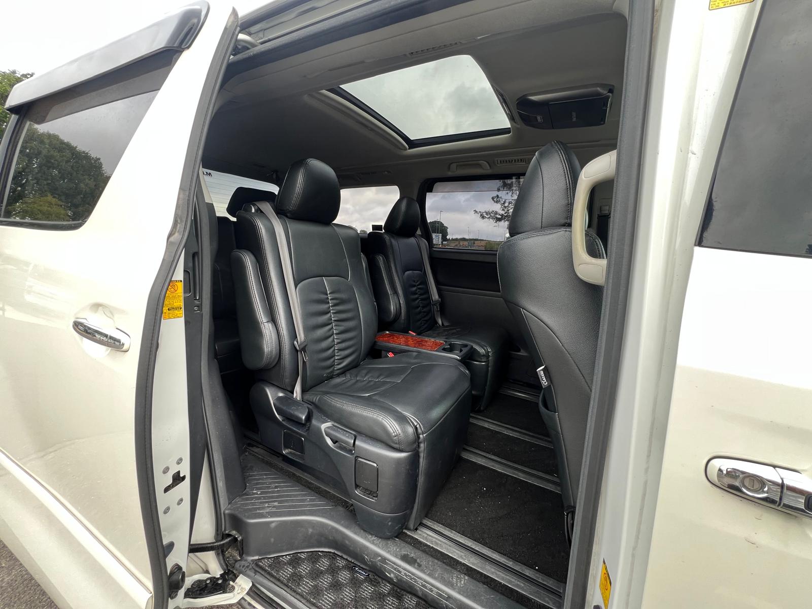 TOYOTA VELLFIRE 2010, 240Z PLATINUM SELECTION, 2.4 PETROL FULLY LOADED, 7 SEATER, WHITE PEARL CRYSTAL SHINE PAINT, BLACK LEATHER INTERIOR
