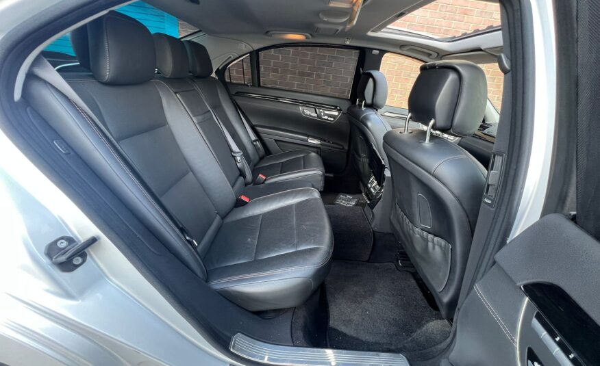 MERCEDES S550 2011, EXECUTIVE, 5.5 V8 PETROL FULLY LOADED, 5 SEATER, IRIDIUM SILVER PAINT, BLACK LEATHER INTERIOR