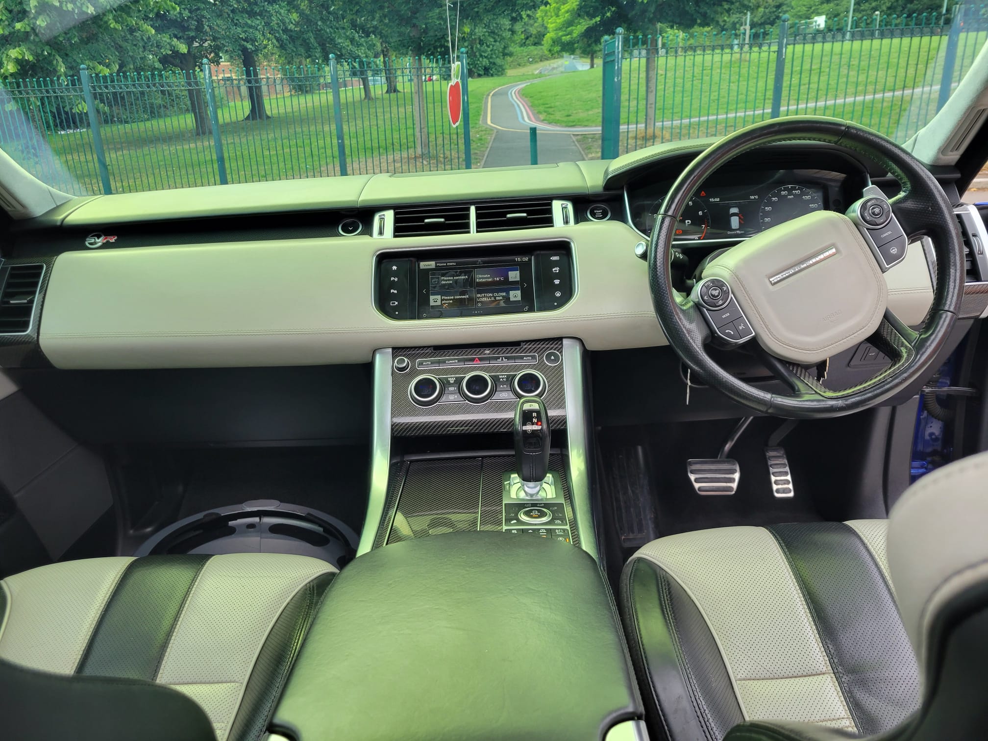 LAND ROVER RANGE ROVER SPORT SVR 2016, 5.0 V8 PETROL FULLY LOADED, 5 SEATER, ESTORIL BLUE PAINT, BLACK / BEIGE LEATHER INTERIOR