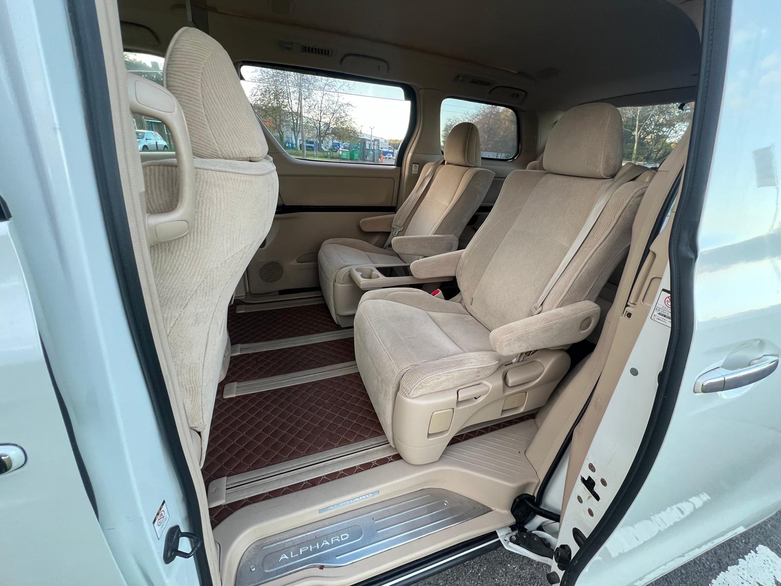 TOYOTA ALPHARD 2009, 240Z PLATINUM SELECTION, 2.4 PETROL FULLY LOADED, 7 SEATER, BODYKIT, ALLOYS, PEARL WHITE PAINT, BEIGE CLOTH INTERIOR