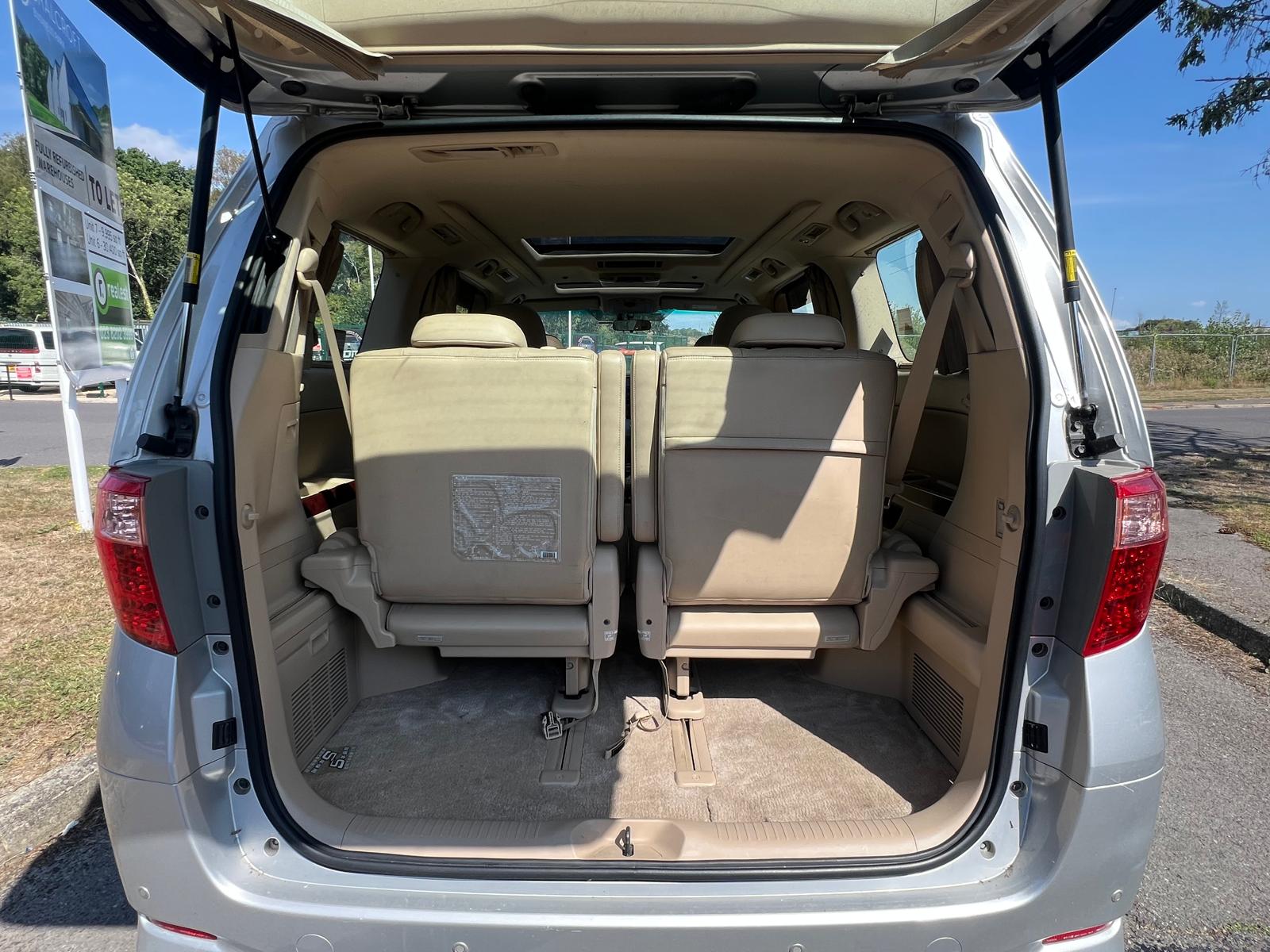 TOYOTA ALPHARD 2008, L PACKAGE, 3.5 V6 PETROL FULLY LOADED, 7 SEATER, CLASSIC SILVER PAINT, BEIGE LEATHER INTERIOR