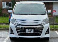TOYOTA ALPHARD 2009, 240Z PLATINUM SELECTION, 2.4 PETROL FULLY LOADED, 7 SEATER, BODYKIT, ALLOYS, PEARL WHITE PAINT, BEIGE CLOTH INTERIOR