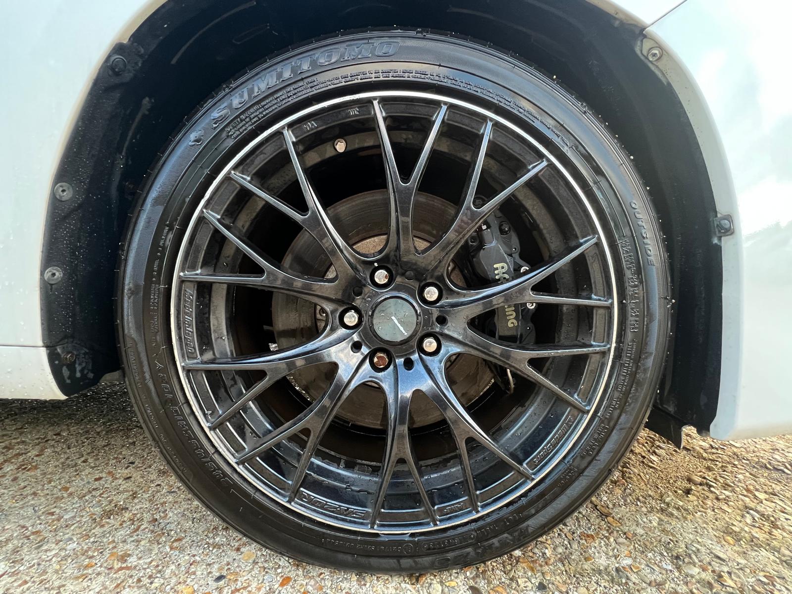 TOYOTA ALPHARD 2009, 240Z PLATINUM SELECTION, 2.4 PETROL FULLY LOADED, 7 SEATER, BODYKIT, ALLOYS, PEARL WHITE PAINT, BEIGE CLOTH INTERIOR