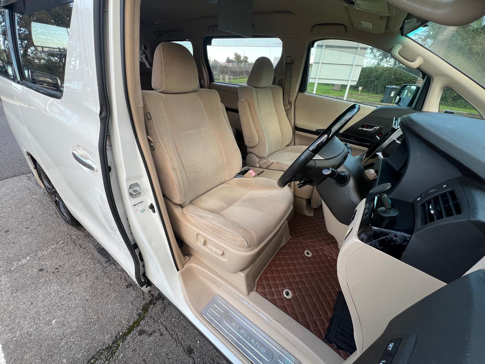 TOYOTA ALPHARD 2009, 240Z PLATINUM SELECTION, 2.4 PETROL FULLY LOADED, 7 SEATER, BODYKIT, ALLOYS, PEARL WHITE PAINT, BEIGE CLOTH INTERIOR