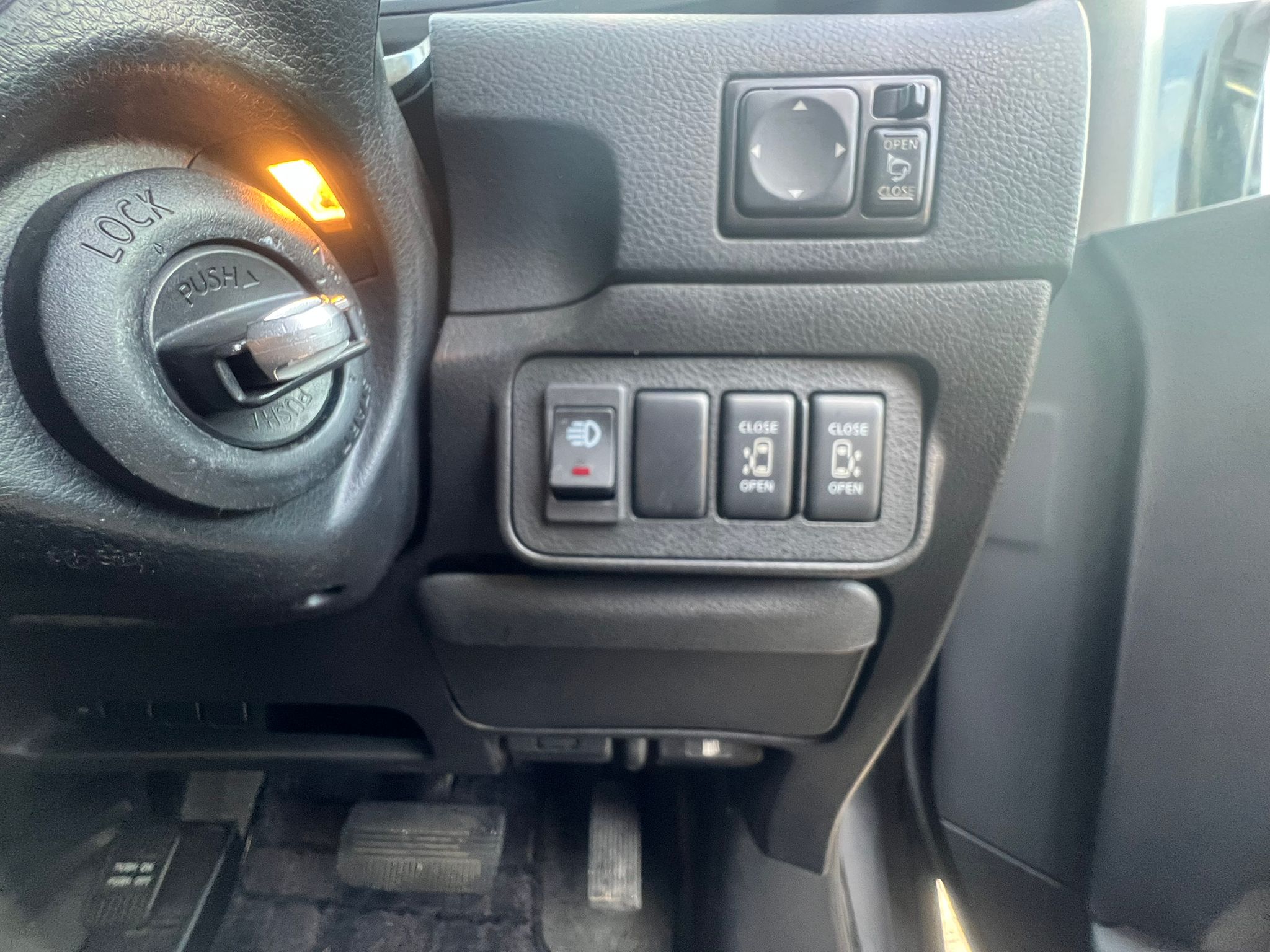 NISSAN ELGRAND 2007, AUTECH RIDER S, 3.5 V6 PETROL FULLY LOADED, 8 SEATER, MAJESTIC BLACK PAINT, BLACK / GREY CLOTH INTERIOR