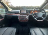 NISSAN ELGRAND 2007, HIGHWAY STAR, 3.5 V6 PETROL FULLY LOADED, 8 SEATER, SUNROOF, WHITE PEARL PAINT, BLACK LEATHER INTERIOR