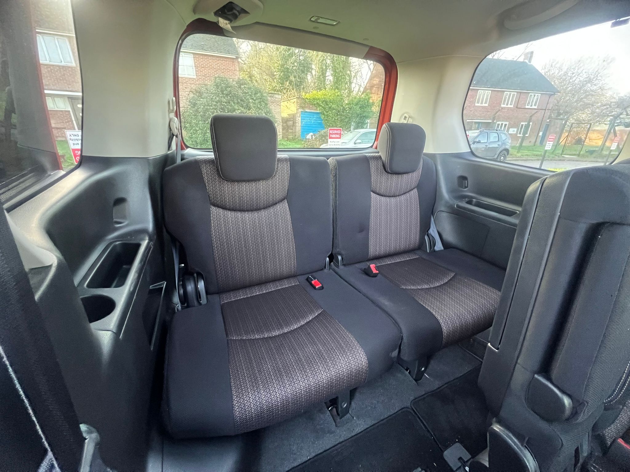 NISSAN SERENA 2015, HIGHWAY STAR, 2.0 PETROL HYBRID FULLY LOADED, 8 SEATER, ORANGE METALLIC PAINT, BLACK CLOTH INTERIOR