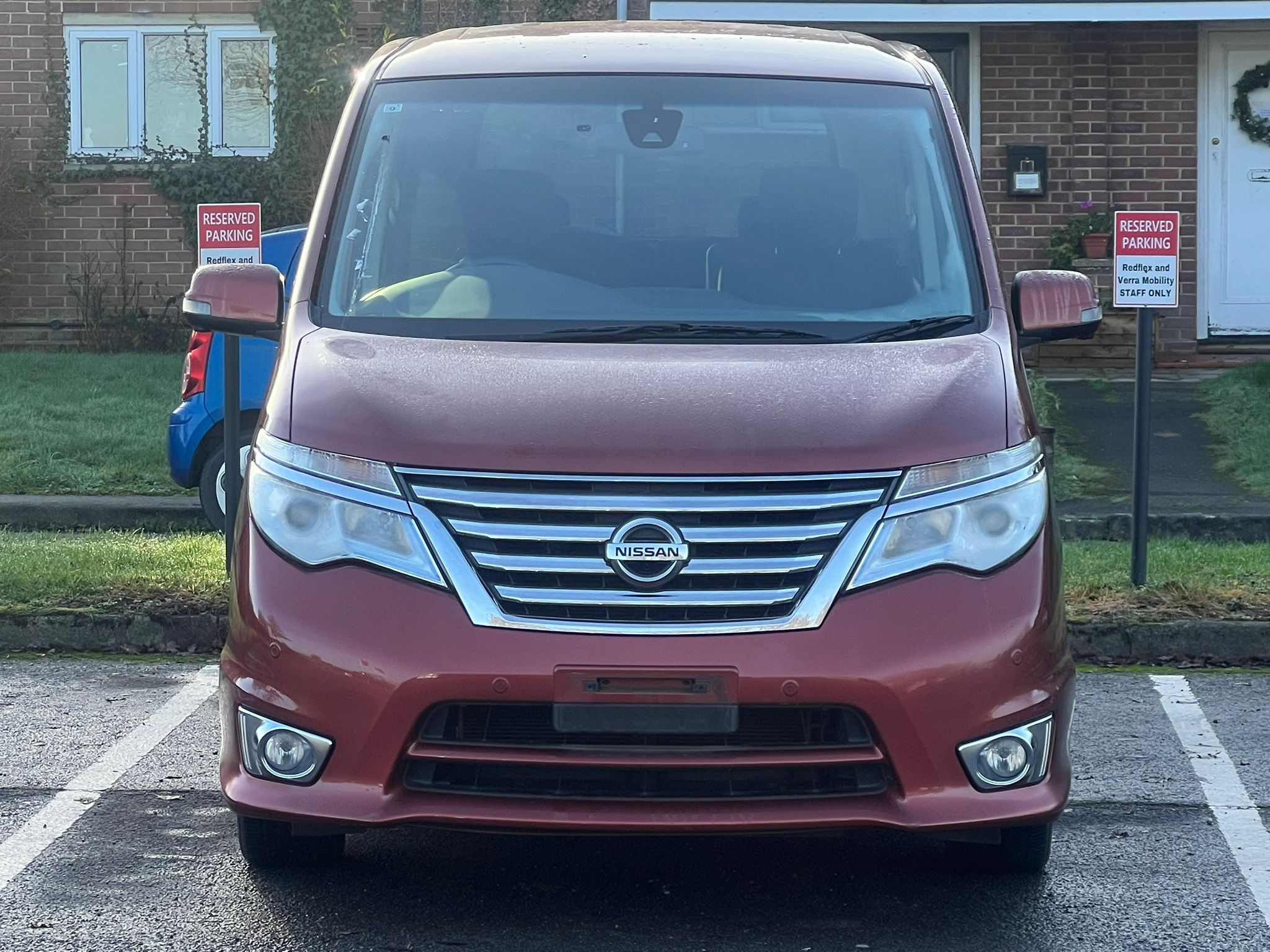 NISSAN SERENA 2015, HIGHWAY STAR, 2.0 PETROL HYBRID FULLY LOADED, 8 SEATER, ORANGE METALLIC PAINT, BLACK CLOTH INTERIOR