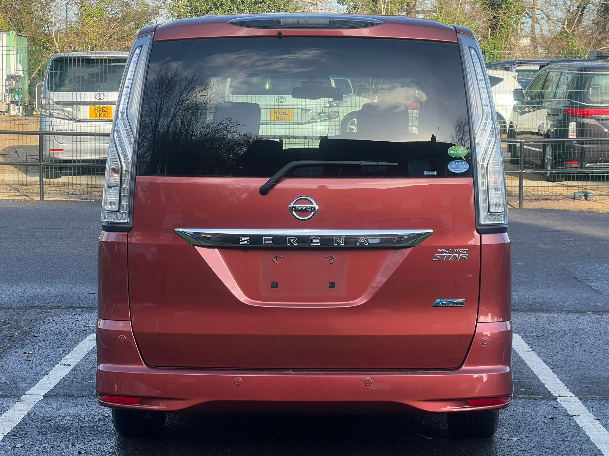 NISSAN SERENA 2015, HIGHWAY STAR, 2.0 PETROL HYBRID FULLY LOADED, 8 SEATER, ORANGE METALLIC PAINT, BLACK CLOTH INTERIOR