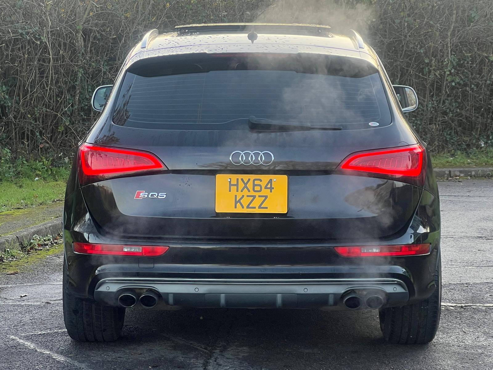 AUDI SQ5 2014, 3.0 V6 PETROL FULLY LOADED, 5 SEATER, SUNROOF, PEARL BLACK PAINT, BLACK / BROWN LEATHER INTERIOR