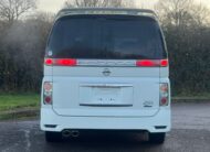 NISSAN ELGRAND 2007, HIGHWAY STAR, 3.5 V6 PETROL FULLY LOADED, 8 SEATER, SUNROOF, WHITE PEARL PAINT, BLACK LEATHER INTERIOR