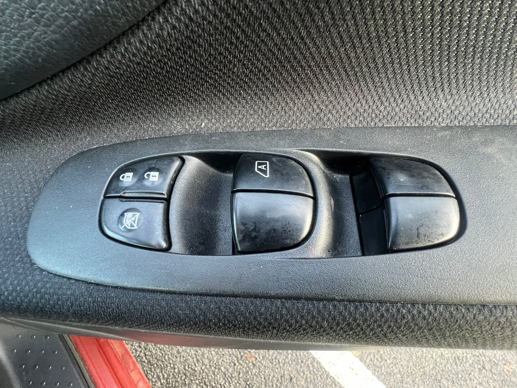 NISSAN SERENA 2015, HIGHWAY STAR, 2.0 PETROL HYBRID FULLY LOADED, 8 SEATER, ORANGE METALLIC PAINT, BLACK CLOTH INTERIOR