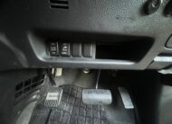 NISSAN ELGRAND 2007, HIGHWAY STAR, 3.5 V6 PETROL FULLY LOADED, 8 SEATER, SUNROOF, WHITE PEARL PAINT, BLACK LEATHER INTERIOR