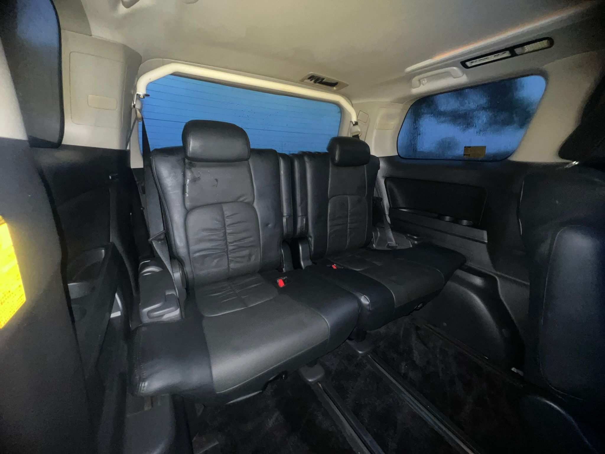 TOYOTA VELLFIRE 2012, 240Z PLATINUM SELECTION II, 2.4 PETROL FULLY LOADED, 7 SEATER, SUNROOF, WHITE PEARL CRYSTAL SHINE PAINT, BLACK LEATHER INTERIOR