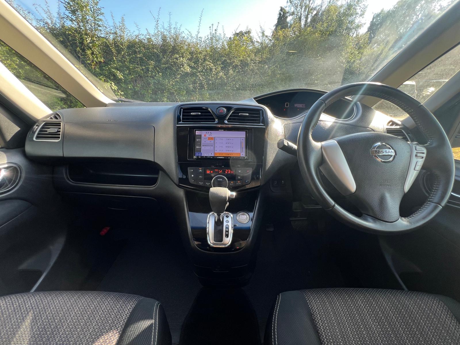 NISSAN SERENA 2015, HIGHWAY STAR, 2.0 PETROL HYBRID FULLY LOADED, 8 SEATER, PEARL BLACK PAINT, BLACK CLOTH INTERIOR