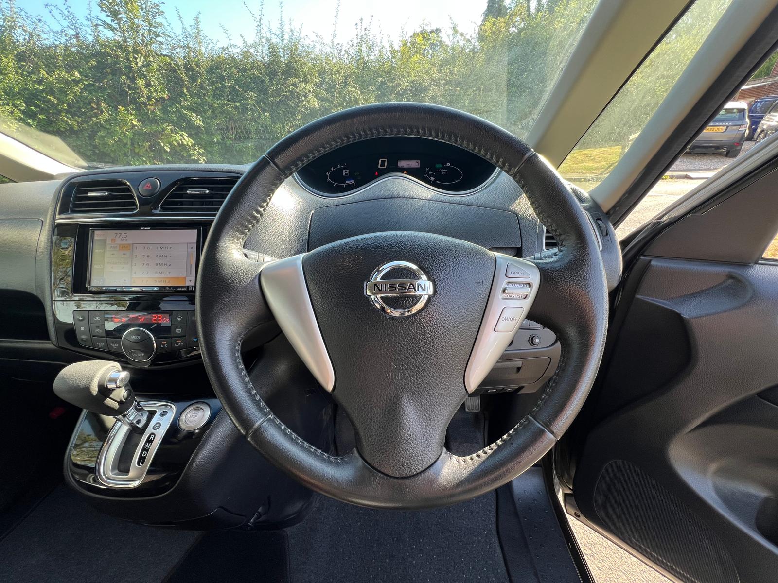 NISSAN SERENA 2015, HIGHWAY STAR, 2.0 PETROL HYBRID FULLY LOADED, 8 SEATER, PEARL BLACK PAINT, BLACK CLOTH INTERIOR