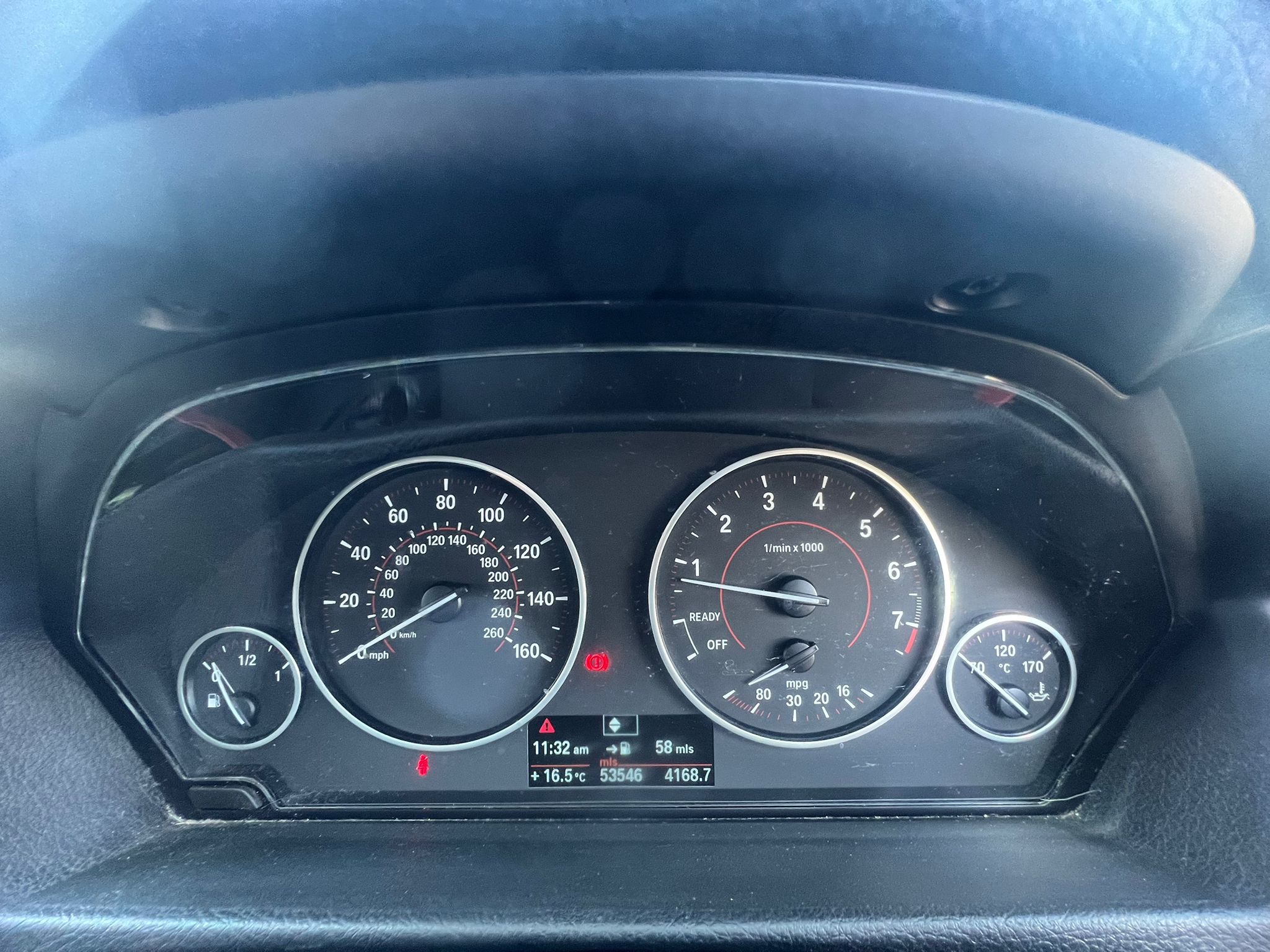 BMW 316i 2013, SPORT TOURING, 1.6 PETROL FULLY LOADED, 5 SEATER, BLACK SAPPHIRE METALLIC PAINT, BLACK CLOTH INTERIOR