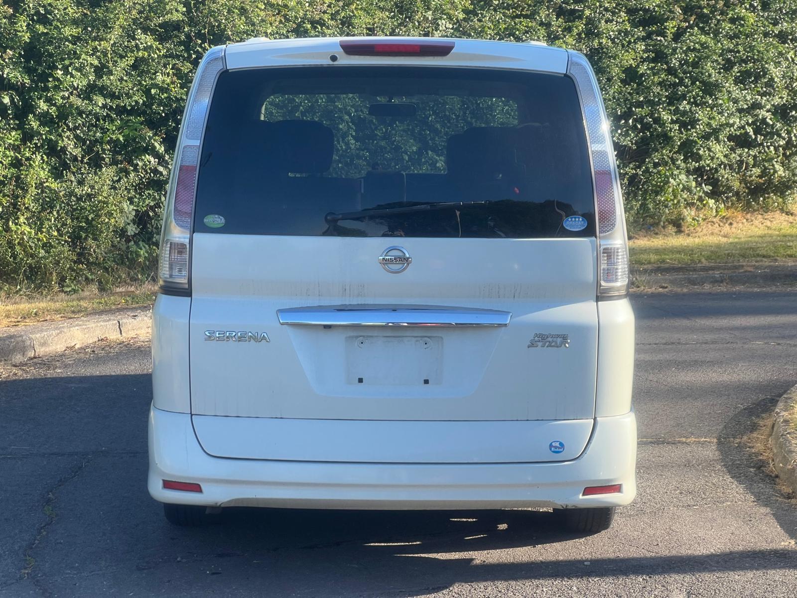 NISSAN SERENA 2009, HIGHWAY STAR, 2.0 PETROL FULLY LOADED, 8 SEATER, PEARL WHITE PAINT, BLACK CLOTH INTERIOR