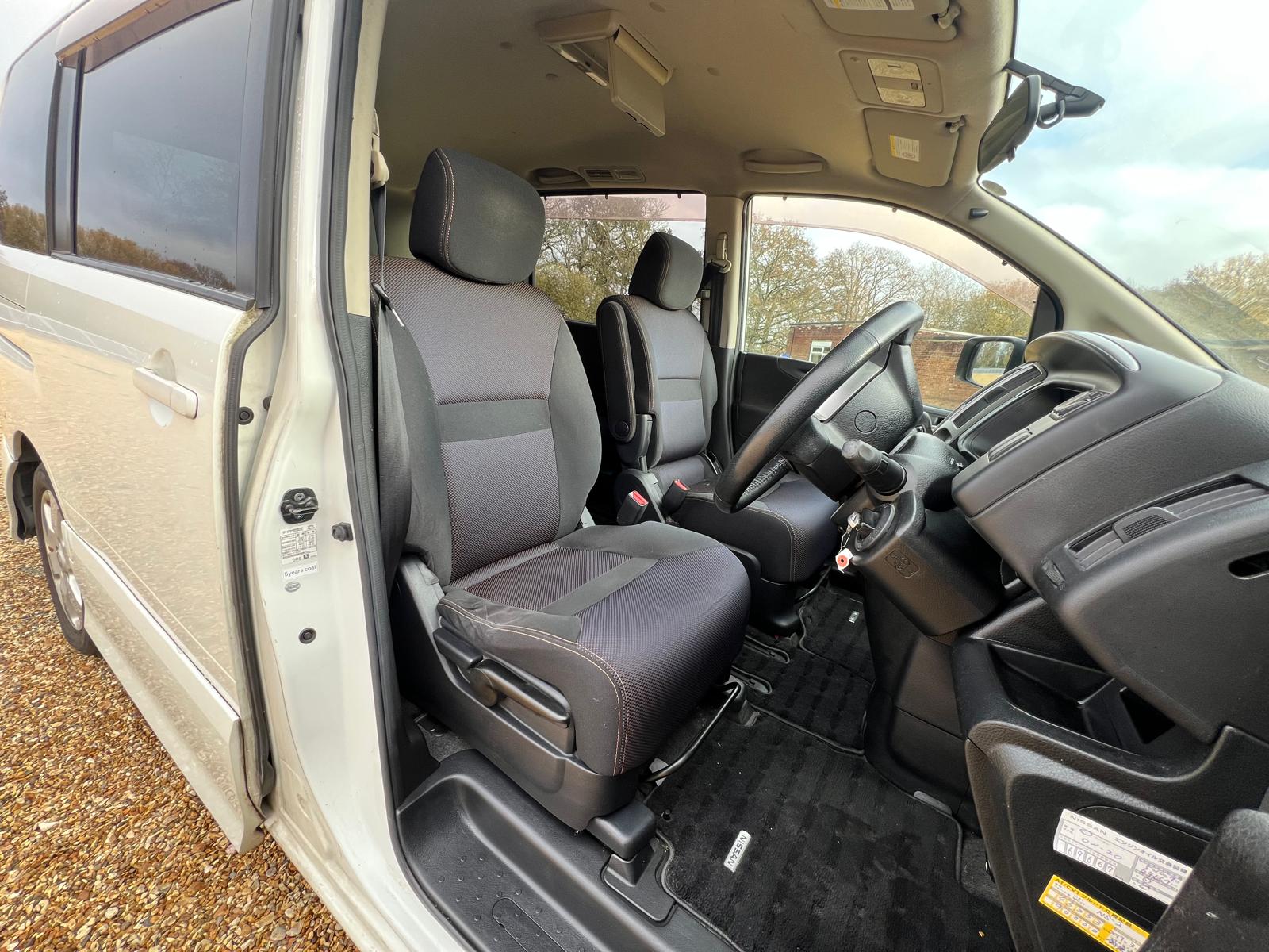 NISSAN SERENA 2009, HIGHWAY STAR, 2.0 PETROL FULLY LOADED, 8 SEATER, PEARL WHITE PAINT, BLACK CLOTH INTERIOR