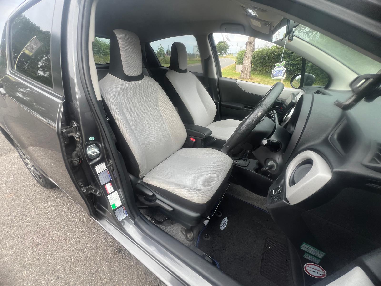 TOYOTA VITZ 2011, 1.0 PETROL FULLY LOADED, 5 SEATER, PEARL GREY PAINT, BLACK / BEIGE CLOTH INTERIOR
