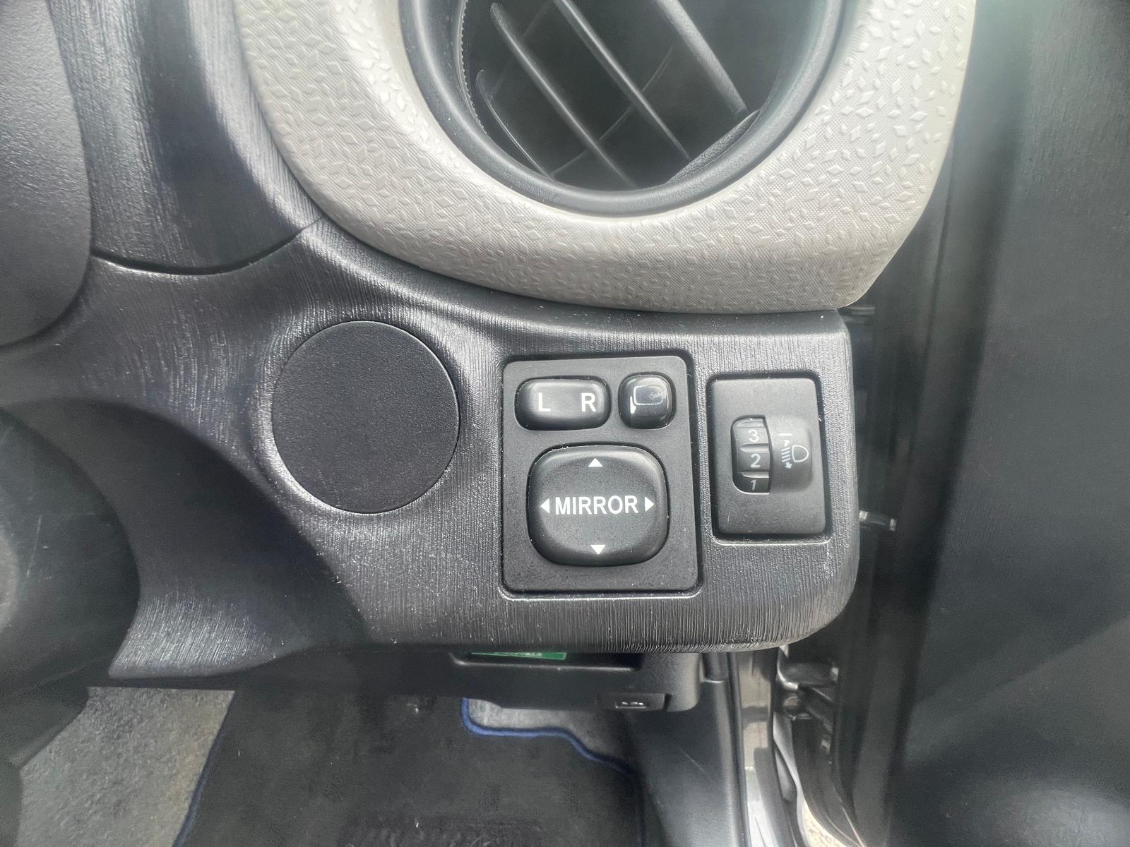 TOYOTA VITZ 2011, 1.0 PETROL FULLY LOADED, 5 SEATER, PEARL GREY PAINT, BLACK / BEIGE CLOTH INTERIOR