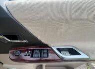ABSOLUTELY AMAZING, CLEAN AND IMMACULATE 2009 TOYOTA VELLFIRE WITH UNDER 50,000 MILES.
