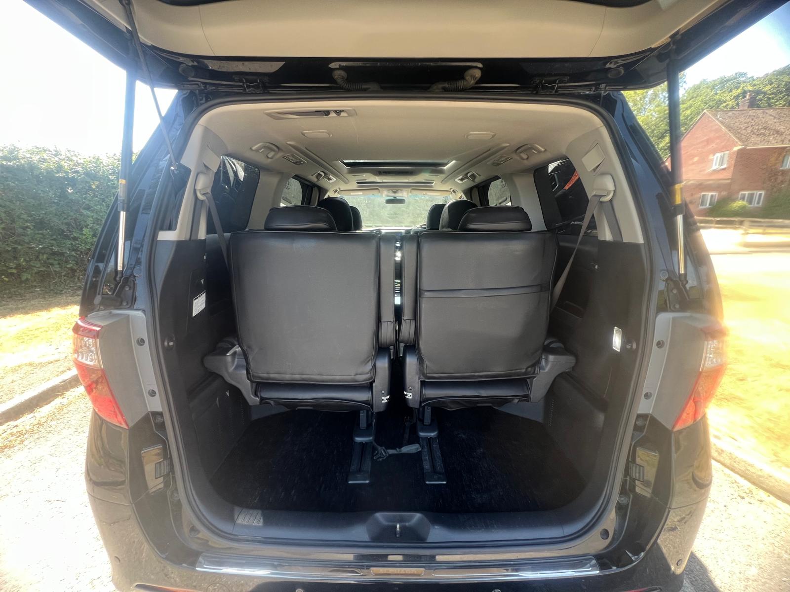 TOYOTA ALPHARD 2010, 240S PLATINUM SELECTION, 2.4 PETROL FULLY LOADED, SUNROOF, 7 SEATER, PEARL BLACK PAINT, BLACK LEATHER INTERIOR