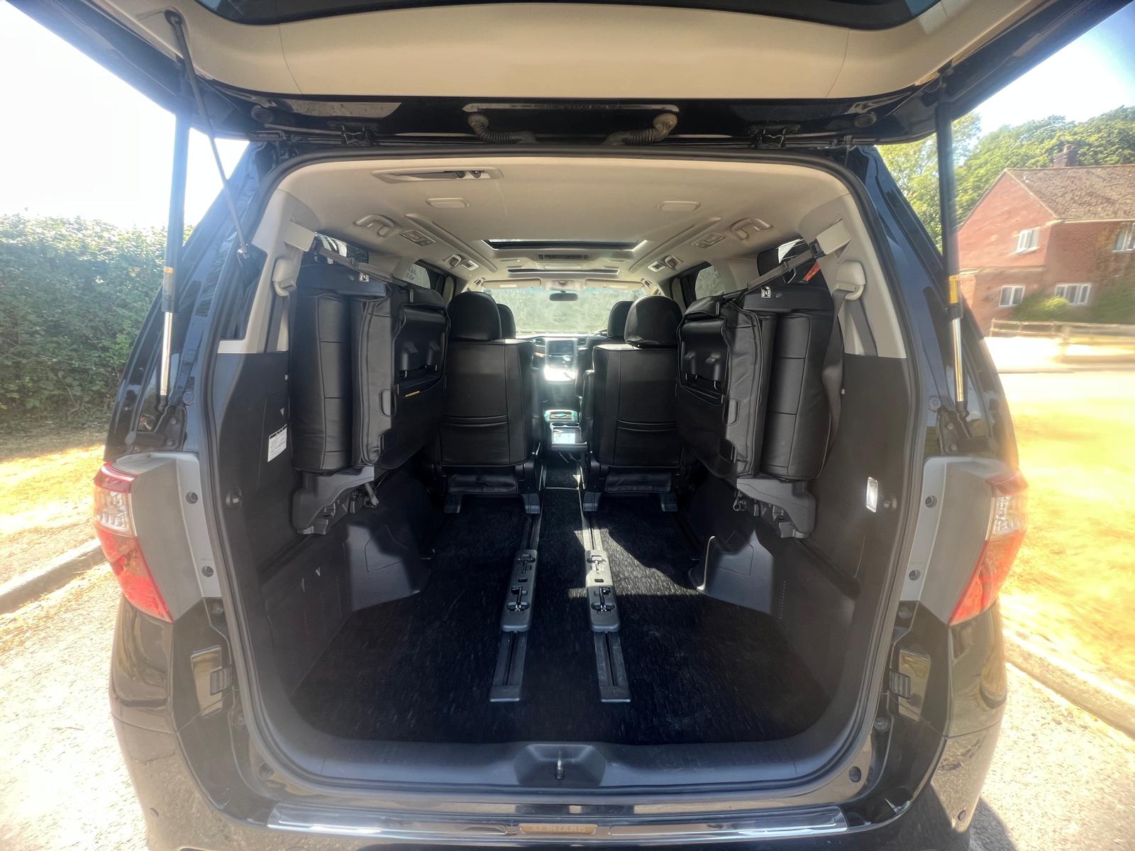 TOYOTA ALPHARD 2010, 240S PLATINUM SELECTION, 2.4 PETROL FULLY LOADED, SUNROOF, 7 SEATER, PEARL BLACK PAINT, BLACK LEATHER INTERIOR