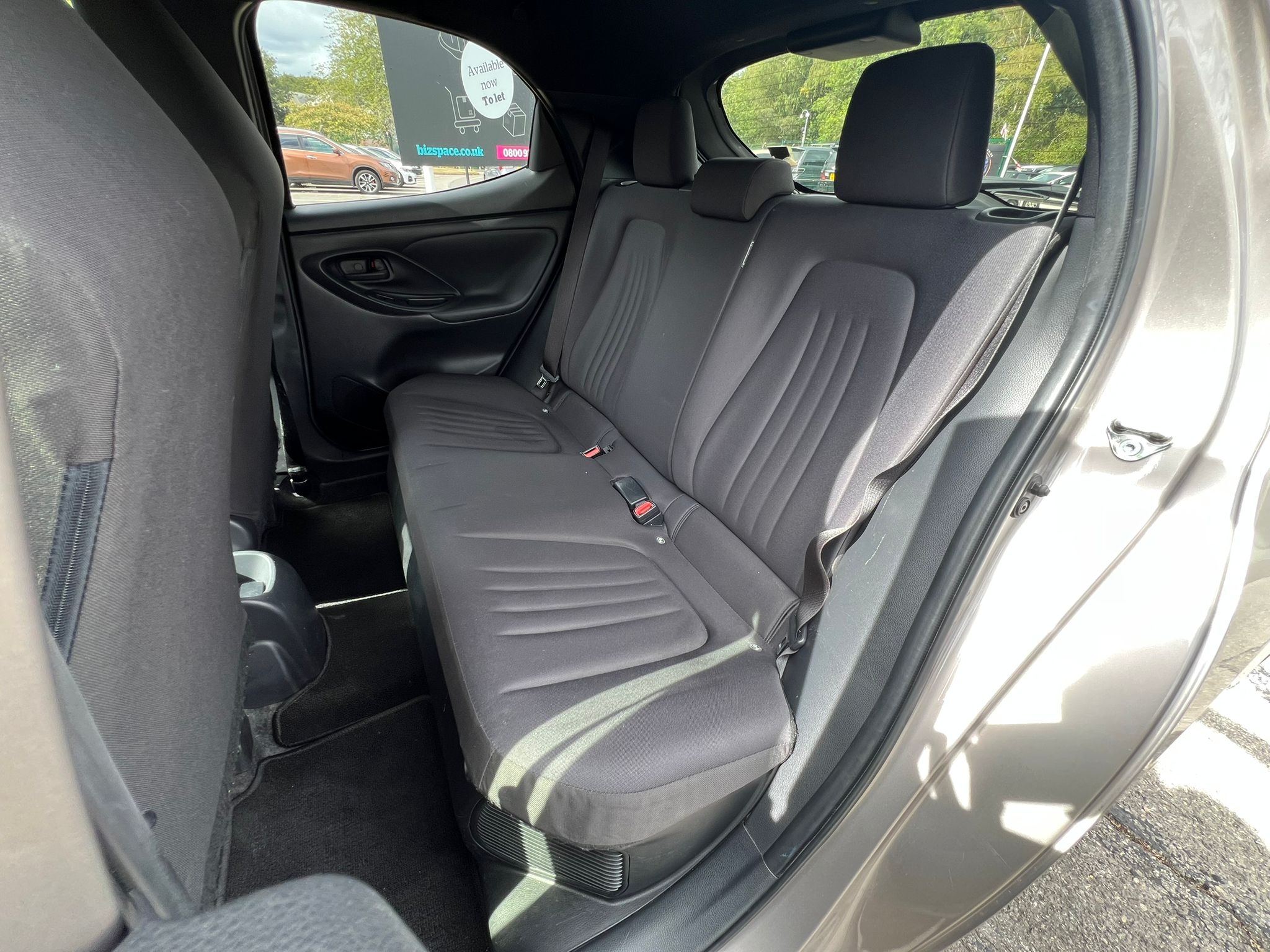 TOYOTA YARIS 2021, HYBRID G SPEC, 1.5 PETROL / HYBRID FULLY LOADED, 5 SEATER, AVANT GARDE BRONZE METALLIC PAINT, BLACK CLOTH INTERIOR