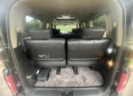 NISSAN ELGRAND 2007, HIGHWAY STAR, 3.5 V6 PETROL FULLY LOADED, 8 SEATER, BLACK PEARL PAINT, BLACK LEATHER INTERIOR