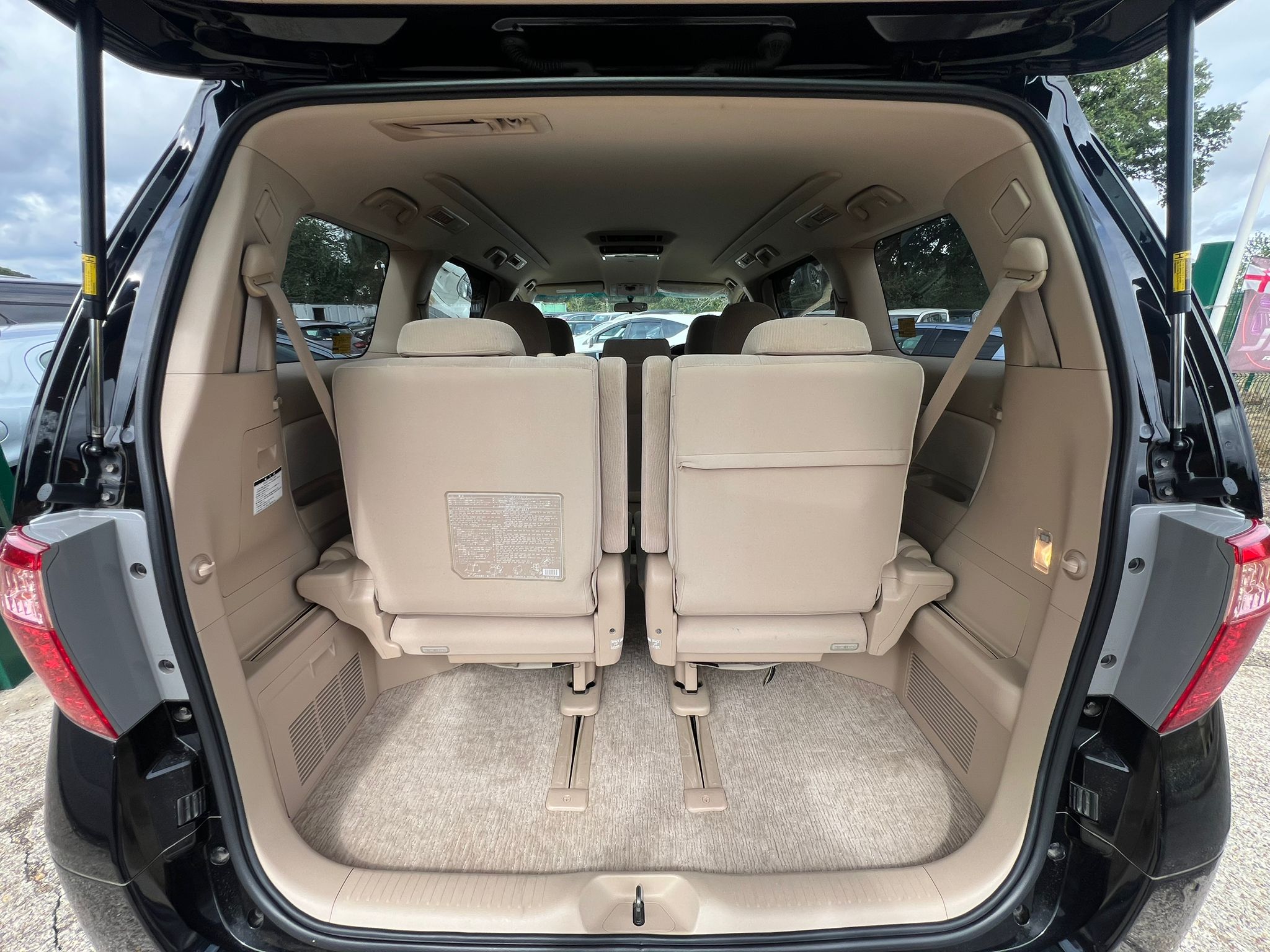 TOYOTA ALPHARD 2013, 240X PLATINUM SELECTION, 2.4 PETROL FULLY LOADED, 8 SEATER, BLACK ONYX PAINT, BEIGE CLOTH INTERIOR
