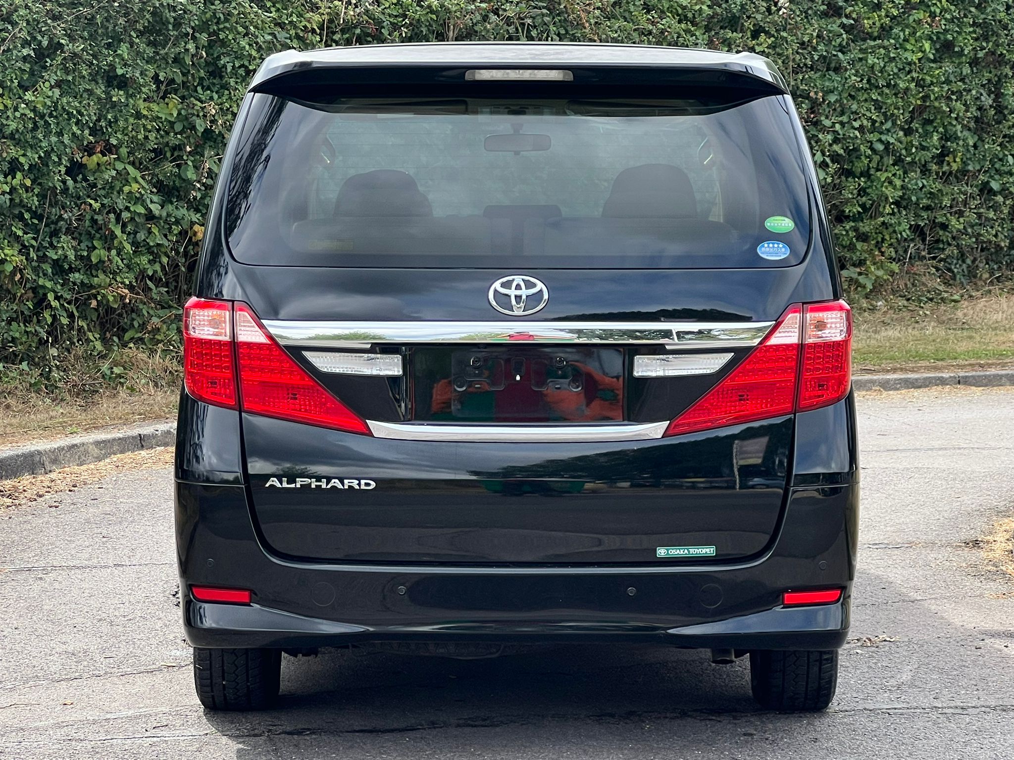 TOYOTA ALPHARD 2013, 240X PLATINUM SELECTION, 2.4 PETROL FULLY LOADED, 8 SEATER, BLACK ONYX PAINT, BEIGE CLOTH INTERIOR