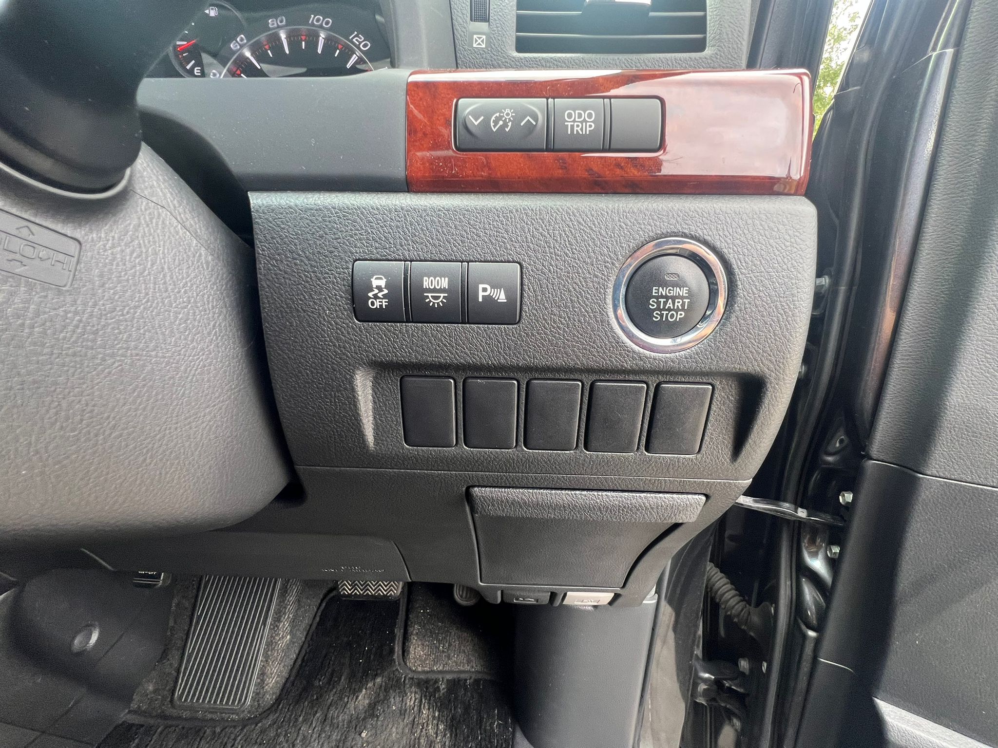 TOYOTA VELLFIRE 2009, 240S PLATINUM SELECTION, 2.4 PETROL FULLY LOADED, 7 SEATER, MAGNETIC GREY METALLIC PAINT, BLACK ALCANTARA INTERIOR