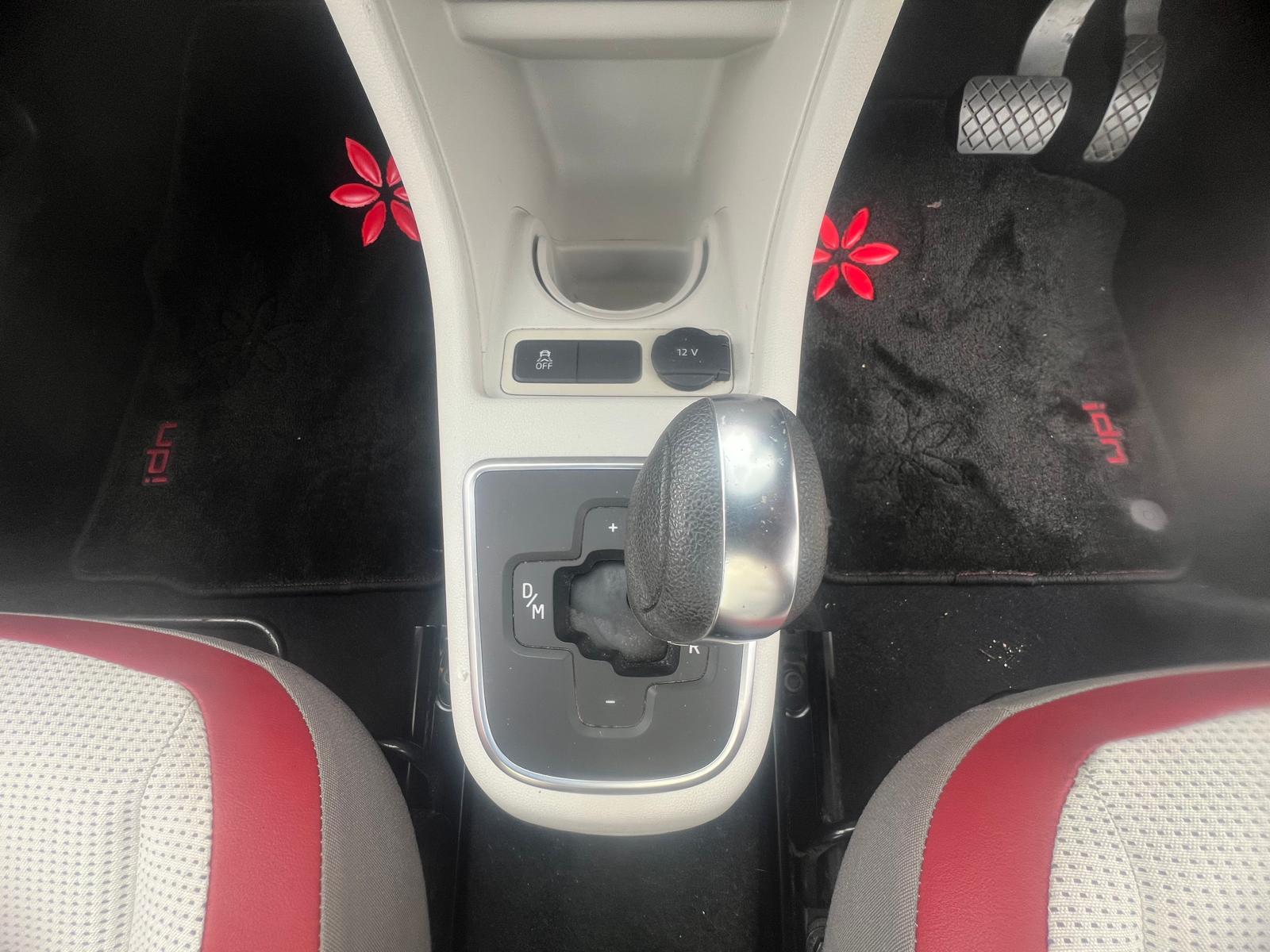 VOLKSWAGEN UP 2013, 1.0 PETROL FULLY LOADED, 4 SEATER, TORNADO RED PAINT, BLACK AND BEIEGE CLOTH INTERIOR